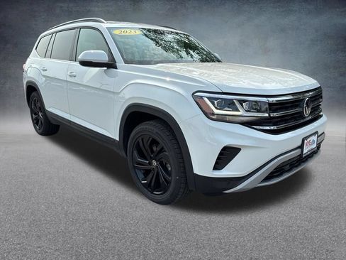 Used 2023 Volkswagen Atlas SE AWD/4WD image 7