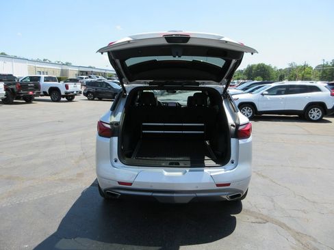 Certified 2020 Chevrolet Blazer Premier w/ Driver Confidence II Package FWD image 8
