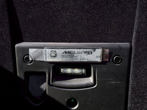 Used 2023 McLaren GT image 16