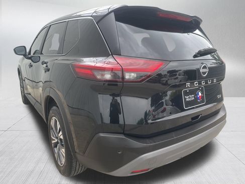 Used 2023 Nissan Rogue SV FWD image 6