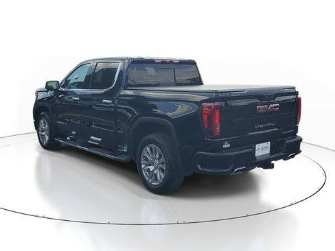 Certified 2022 GMC Sierra 1500 Denali AWD/4WD image 3