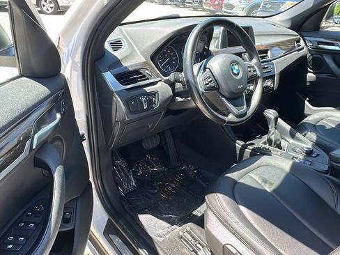 Used 2018 BMW X1 xDrive28i AWD/4WD image 9