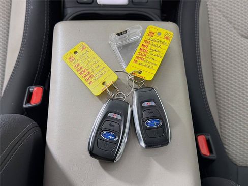 Used 2023 Subaru Forester Premium AWD/4WD image 33