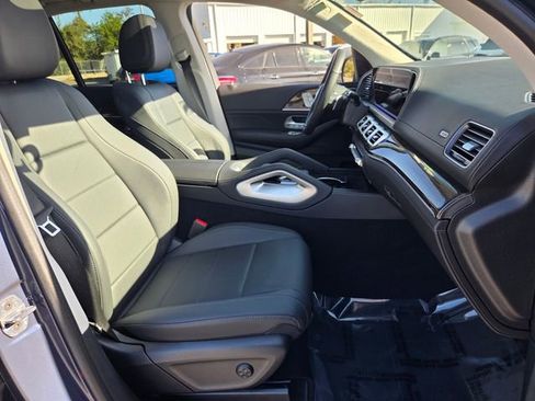 Used 2025 Mercedes-Benz GLE 350 4MATIC image 17