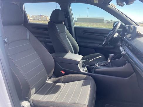 Used 2025 Honda CR-V Sport image 14