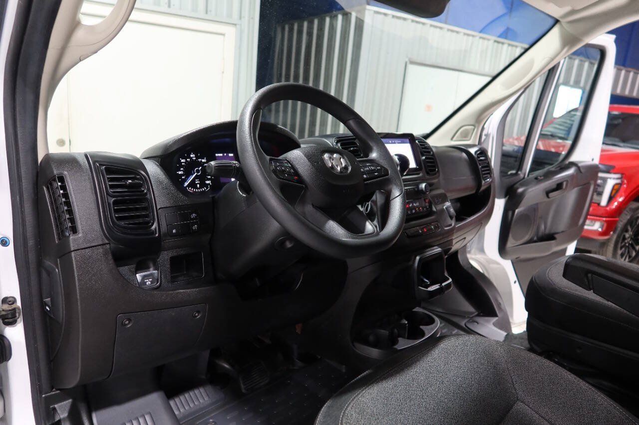 Used 2024 RAM ProMaster 2500 w/ Safety Group FWD image 19