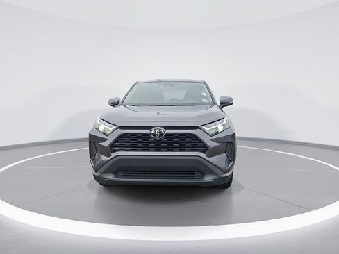 Certified 2024 Toyota RAV4 LE AWD/4WD image 4