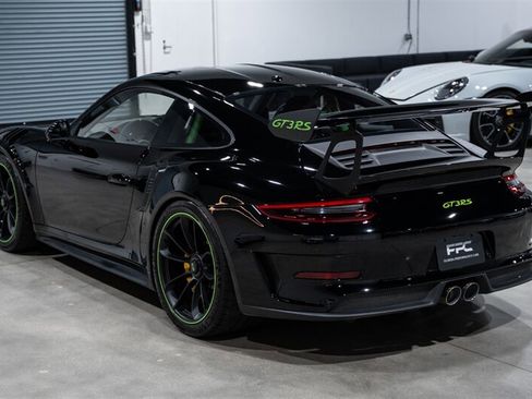 Used 2019 Porsche 911 GT3 RS RWD image 4