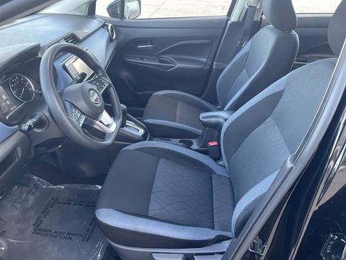Used 2023 Nissan Versa SV image 11