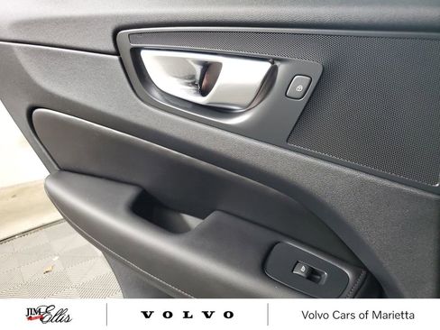 Used 2023 Volvo XC60 B5 Plus w/ Climate Package image 19