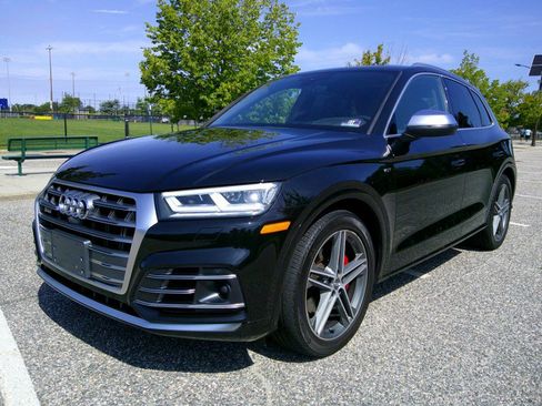 Used 2018 Audi SQ5 Prestige AWD/4WD image 25