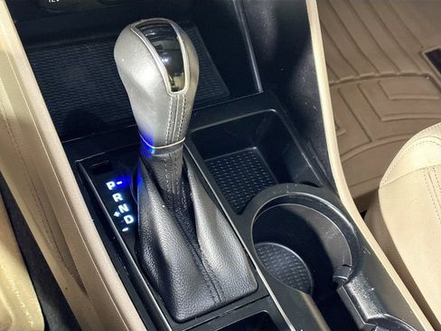Used 2016 Hyundai Tucson Limited w/ Option Group 03 FWD image 18