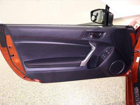 Used 2016 Scion FR-S RWD image 32