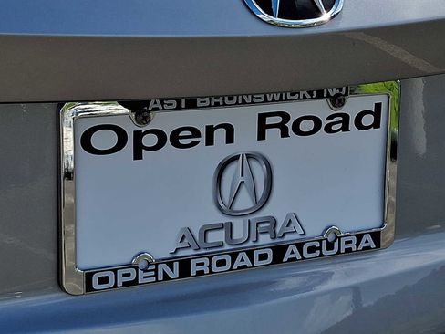 Used 2024 Acura MDX SH-AWD w/ Technology Package image 29