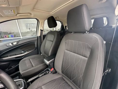 Used 2021 Ford EcoSport SE w/ SE Convenience Package image 19