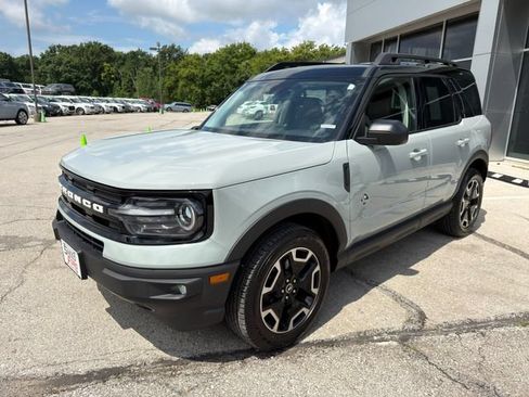 Used 2022 Ford Bronco Sport Outer Banks AWD/4WD image 3