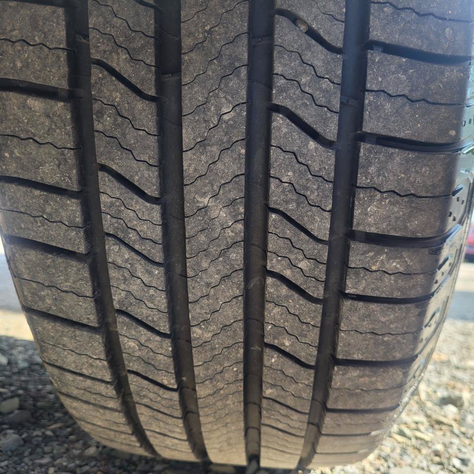 Used 2016 Volvo XC90 T5 Momentum AWD/4WD image 45