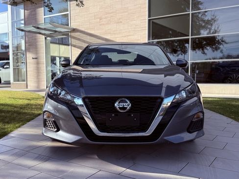 Used 2022 Nissan Altima 2.5 S image 3