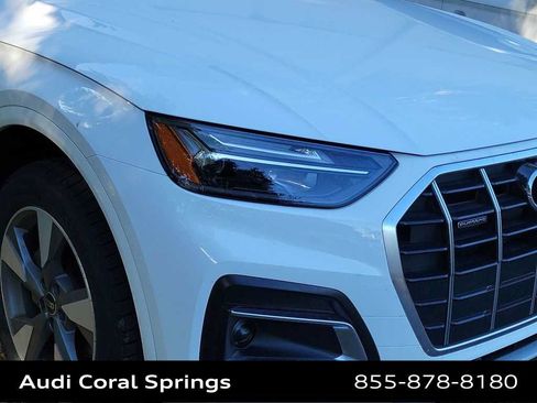 Used 2023 Audi Q5 2.0T Premium w/ Convenience Package AWD/4WD image 31
