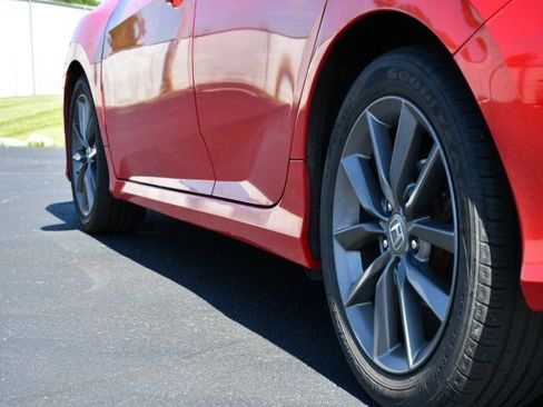 Used 2020 Honda Civic EX image 10