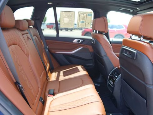Used 2023 BMW X5 M50i AWD/4WD image 35