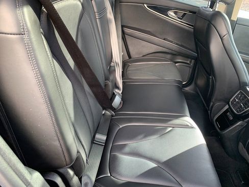 Certified 2023 Lincoln Nautilus Reserve w/ Monochromatic Package image 14