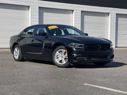 Used 2022 Dodge Charger SXT image 1