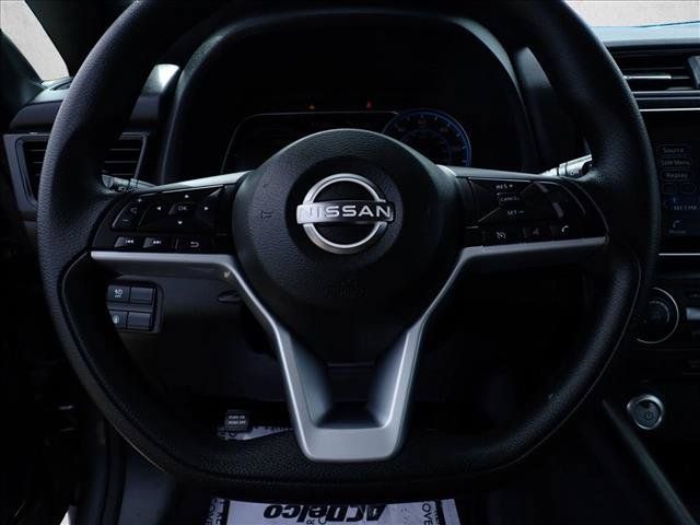 Used 2025 Nissan Leaf S FWD image 14