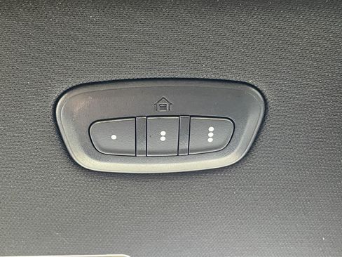 Used 2025 RAM 1500 Big Horn RWD image 37