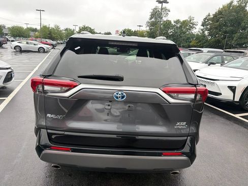 Used 2020 Toyota RAV4 XSE AWD/4WD image 6