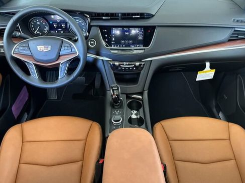 New 2026 Cadillac XT5 Premium Luxury w/ Driver Assist Package FWD image 13
