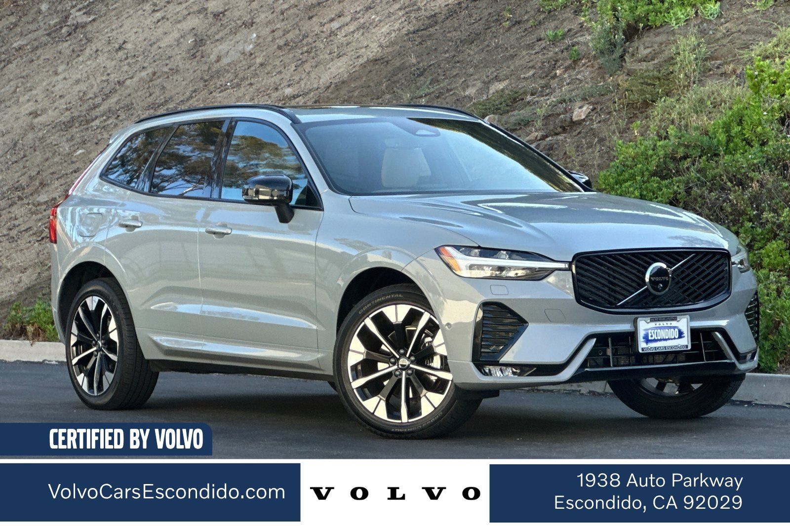 Certified 2026 Volvo XC60 B5 Plus AWD/4WD image 1