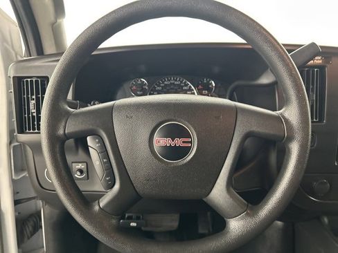 Used 2023 GMC Savana 2500 w/ Driver Convenience Package image 9