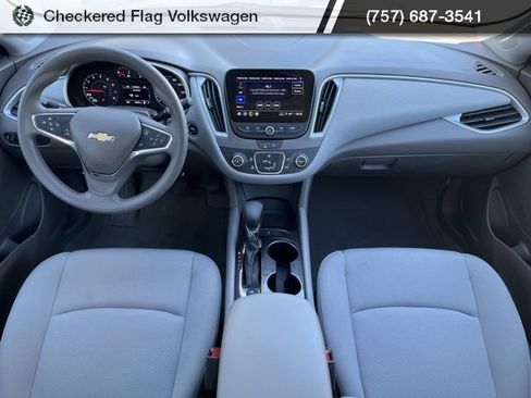 Used 2023 Chevrolet Malibu LS image 26