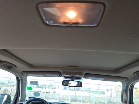 Used 2016 Toyota 4Runner SR5 Premium image 11