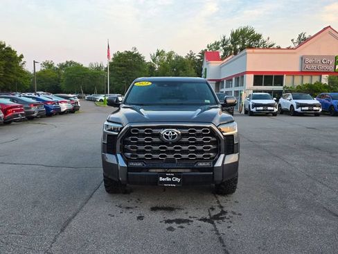 Used 2023 Toyota Tundra Platinum AWD/4WD image 3