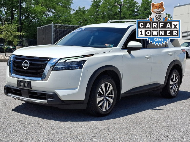 Used 2023 Nissan Pathfinder SL AWD/4WD image 6