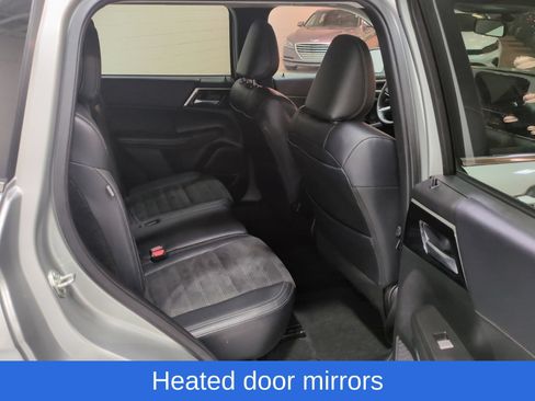 Used 2024 Mitsubishi Outlander SE AWD/4WD image 11