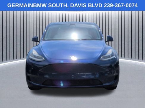 Used 2022 Tesla Model Y Long Range AWD/4WD image 10