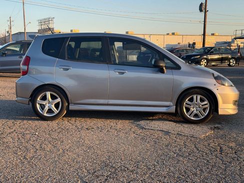 Used 2008 Honda Fit Sport image 4