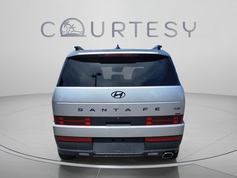 Certified 2025 Hyundai Santa Fe XRT AWD/4WD image 4