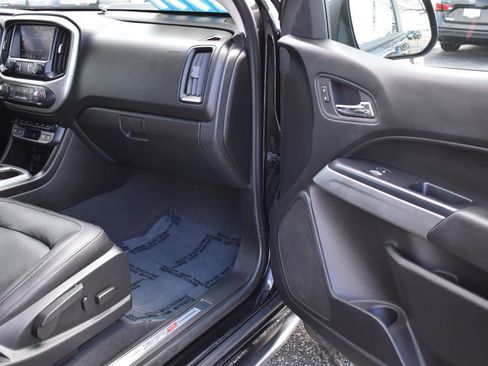 Used 2019 Chevrolet Colorado ZR2 w/ ZR2 Midnight Special Edition image 14