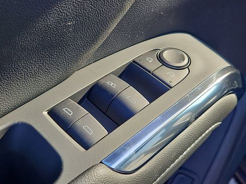 New 2026 Chevrolet Traverse LT w/ Sun and Wheel Package image 19