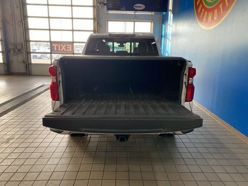 Used 2021 Chevrolet Silverado 1500 LTZ w/ LTZ Premium Package image 22