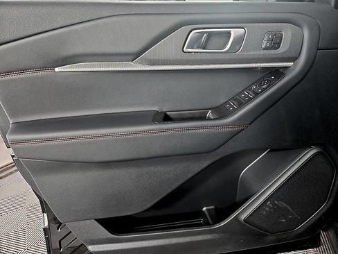 Used 2026 Ford Explorer ST-Line w/ ST-Line Street Pack RWD image 13