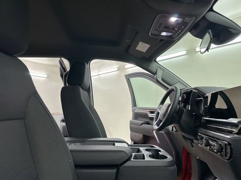 New 2026 Chevrolet Silverado 1500 LT w/ Z71 Off-Road Package image 18