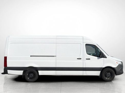 New 2025 Mercedes-Benz Sprinter 2500 image 29