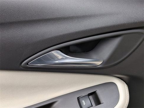 Used 2024 Buick Encore GX Preferred image 27