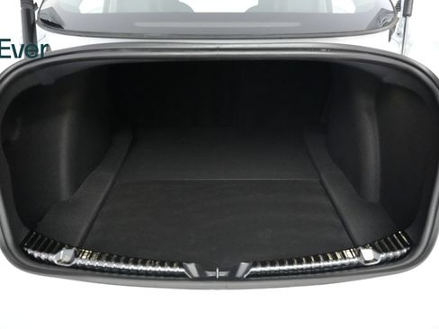 Used 2023 Tesla Model 3 Standard Range RWD image 8