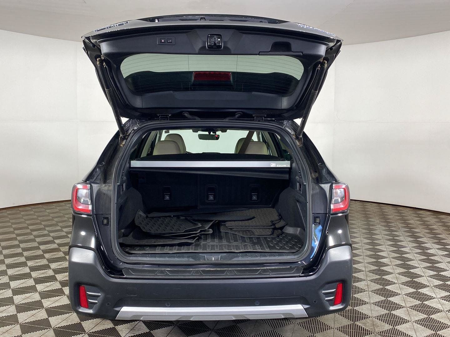 Used 2022 Subaru Outback Limited AWD/4WD image 30